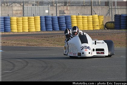 sidecar_19_fsbk_2012_le_mans_roulage.jpg