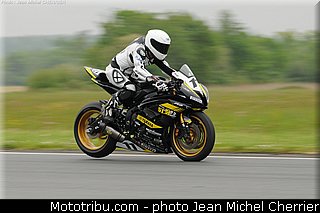 pirelli_600_clere_03_fsbk_2013_nogaro.jpg