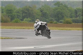 supersport_gelas_01_fsbk_2013_nogaro.jpg