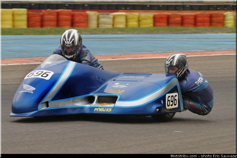 olliger_olliger_01_sidecar_fsbk_2013_nogaro