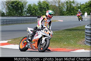 pirelli_600_aliern_002_fsbk_2013_le_vigeant.jpg