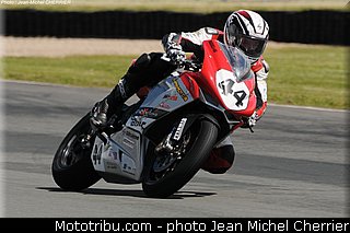 supersport_mahias_002_fsbk_2013_le_vigeant.jpg