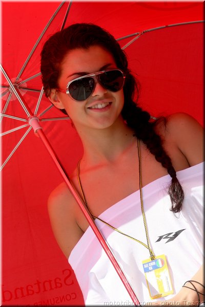 0104-pitbabes-italie-monza-sbk2007-007-