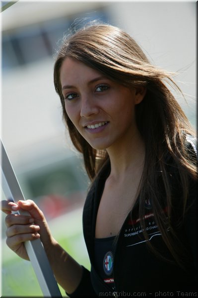 0246-pitbabes-vallelunga-sbk2007-017-