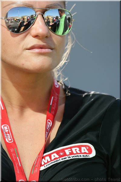0260-pitbabes-vallelunga-sbk2007-031-