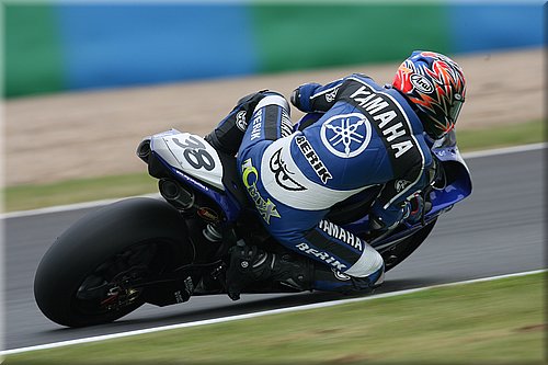 0374-016nakatomi-magnycours2007.jpg