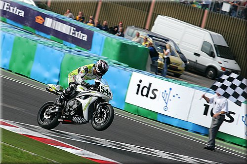 0382-024sofuoglu2-magnycours2007.jpg