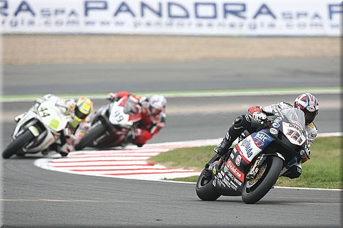 0388-030xaus2-magnycours2007.jpg