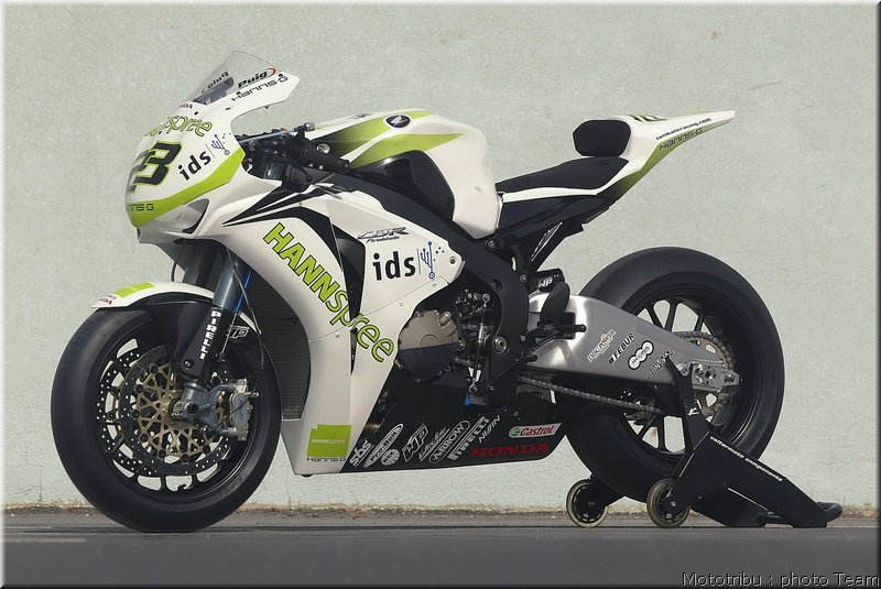 honda1000cbr-kiyonari_1