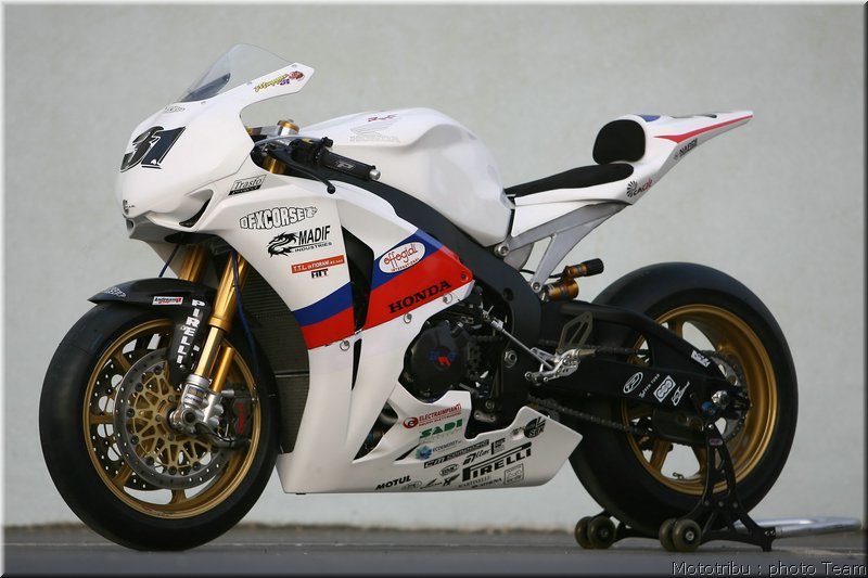 honda1000cbr-muggeridge_2