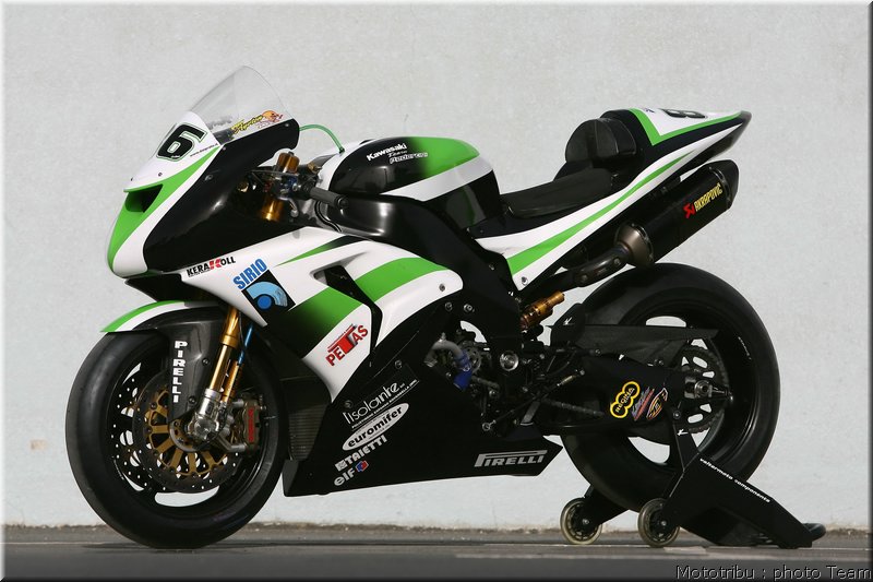 kawasakizx10r-badavini_1