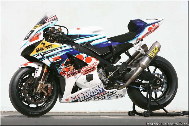 suzukigsxr1000-nieto_1