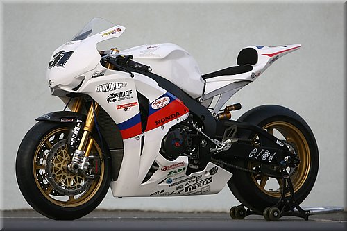honda1000cbr-muggeridge_2.jpg