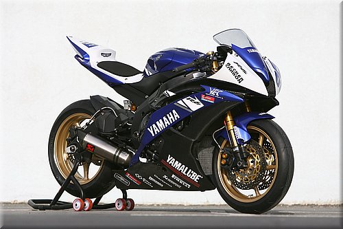 yamahar6-foret_2.jpg