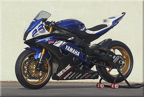 yamahar6-parkes_2.jpg