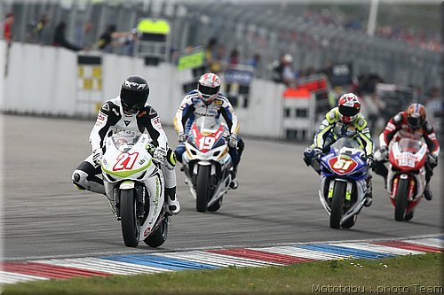 stk1000_005.jpg