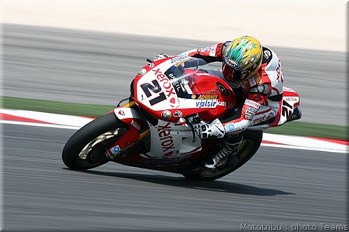 sbk-bayliss6.jpg