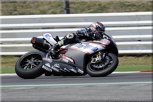 sbk-biaggi4.JPG