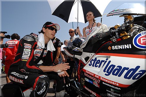 sbk-xaus1.JPG