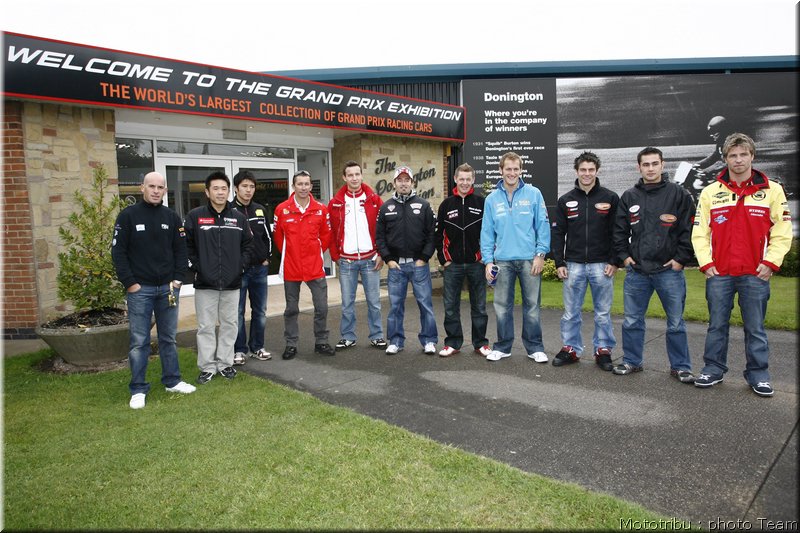 0163_sbk_paddock