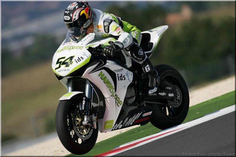 0257_superbike_sofuoglu_04