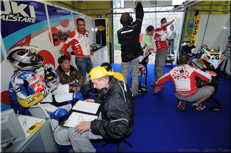 0270_superbike_suzuki