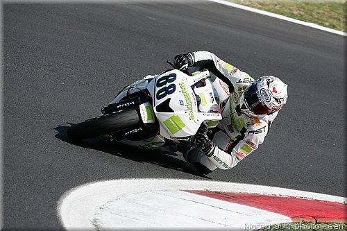 0407_supersport_pitt_03.jpg