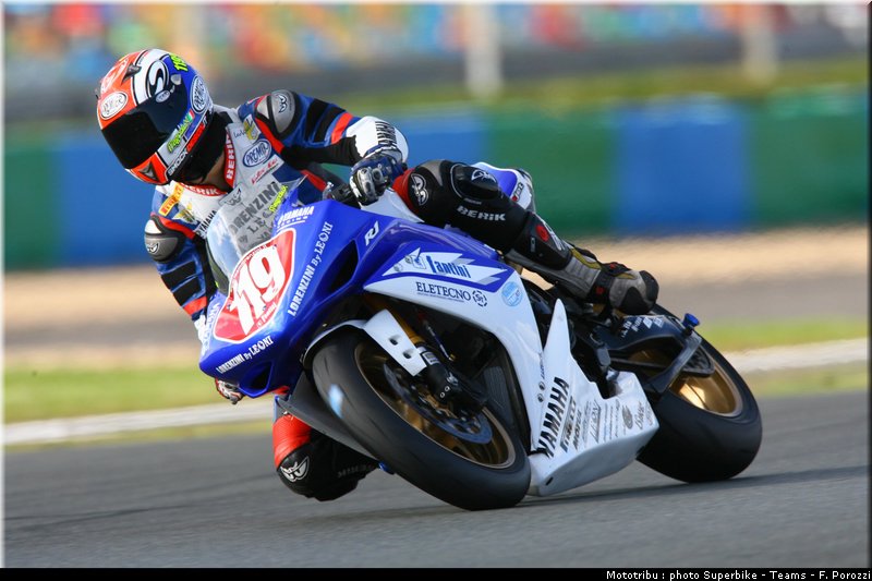 0327_stk1000_magnoni