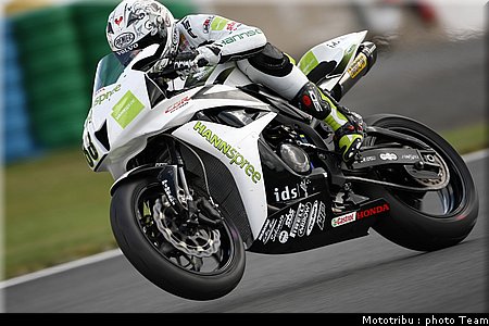 0465_supersport_pitt_06.jpg
