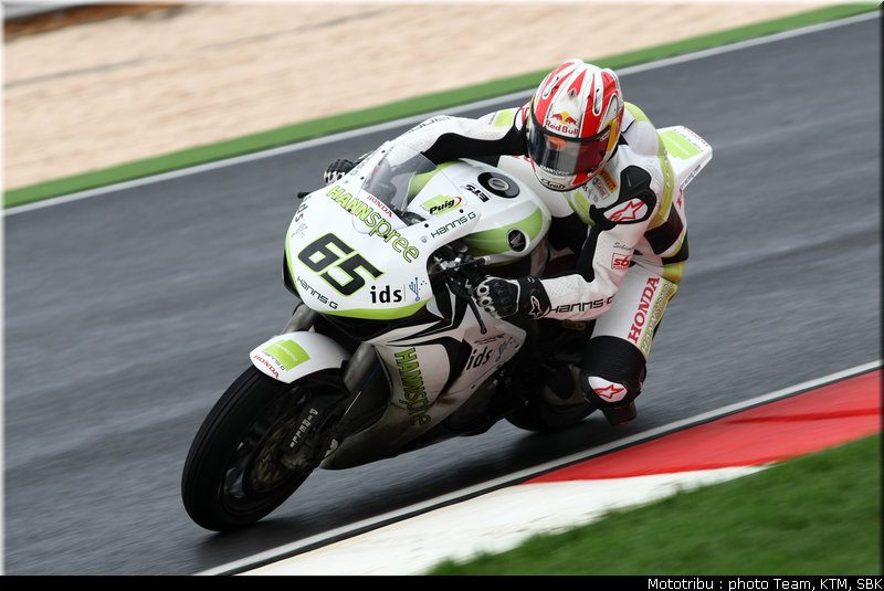 0469_sbk_rea_03