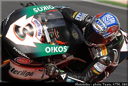 0332_sbk_biaggi_1.jpg