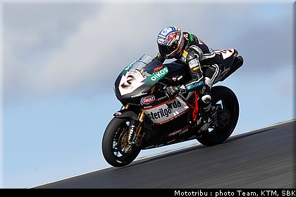 0337_sbk_biaggi_6.jpg