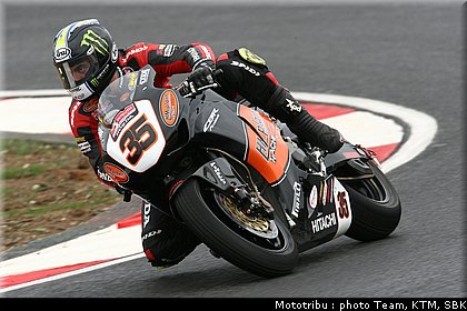 0375_sbk_crutchlow_1.jpg
