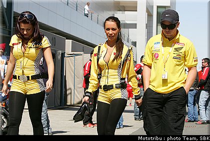 sbk_pitbabes2008_0006.jpg