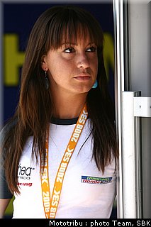 sbk_pitbabes2008_0067.jpg