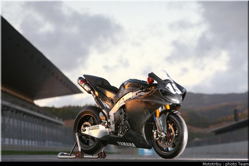 yamaha_11