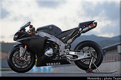 yamaha_06.jpg