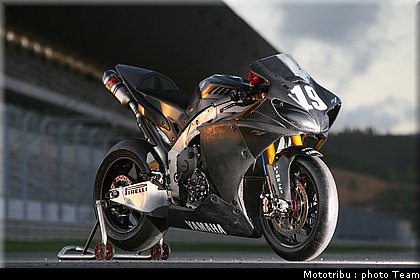 yamaha_08.jpg