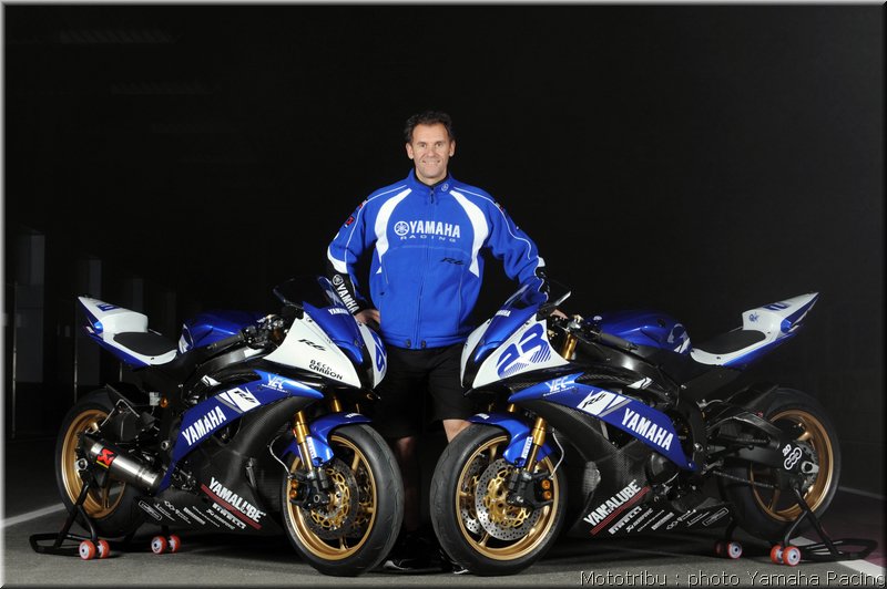004yzfr63