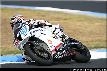 0065_supersport_laverty_003.jpg
