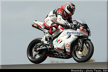 0066_supersport_laverty_004.jpg