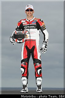 0081_supersport_laverty_019.jpg