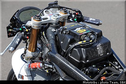 0164_supersport_triumph_be1_004.jpg