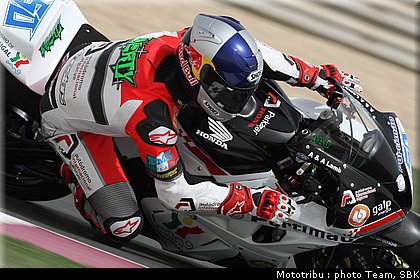 supersport_laverty_03.jpg