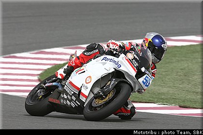 supersport_laverty_06.jpg