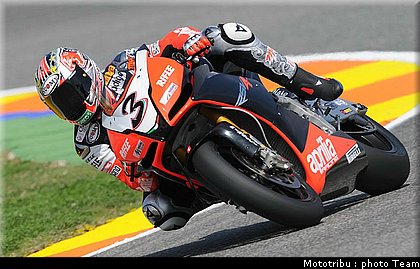 sbk_biaggi_001.jpg