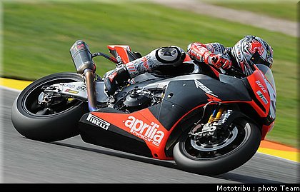 sbk_biaggi_002.jpg