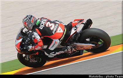 sbk_biaggi_005.jpg