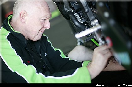 sbk_kawasaki_007.jpg