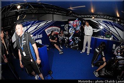 yamaha_4.JPG